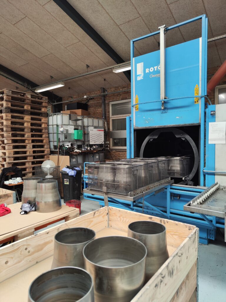 washing machine with containers with rainwater for the washing needs